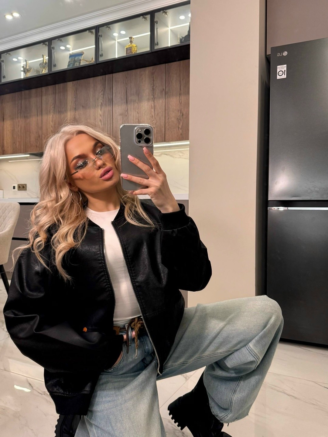 куртка бомбер из экокожи,куртка бомбер,кожаная куртка,куртка бомбер женская,кожаная куртка бомбер