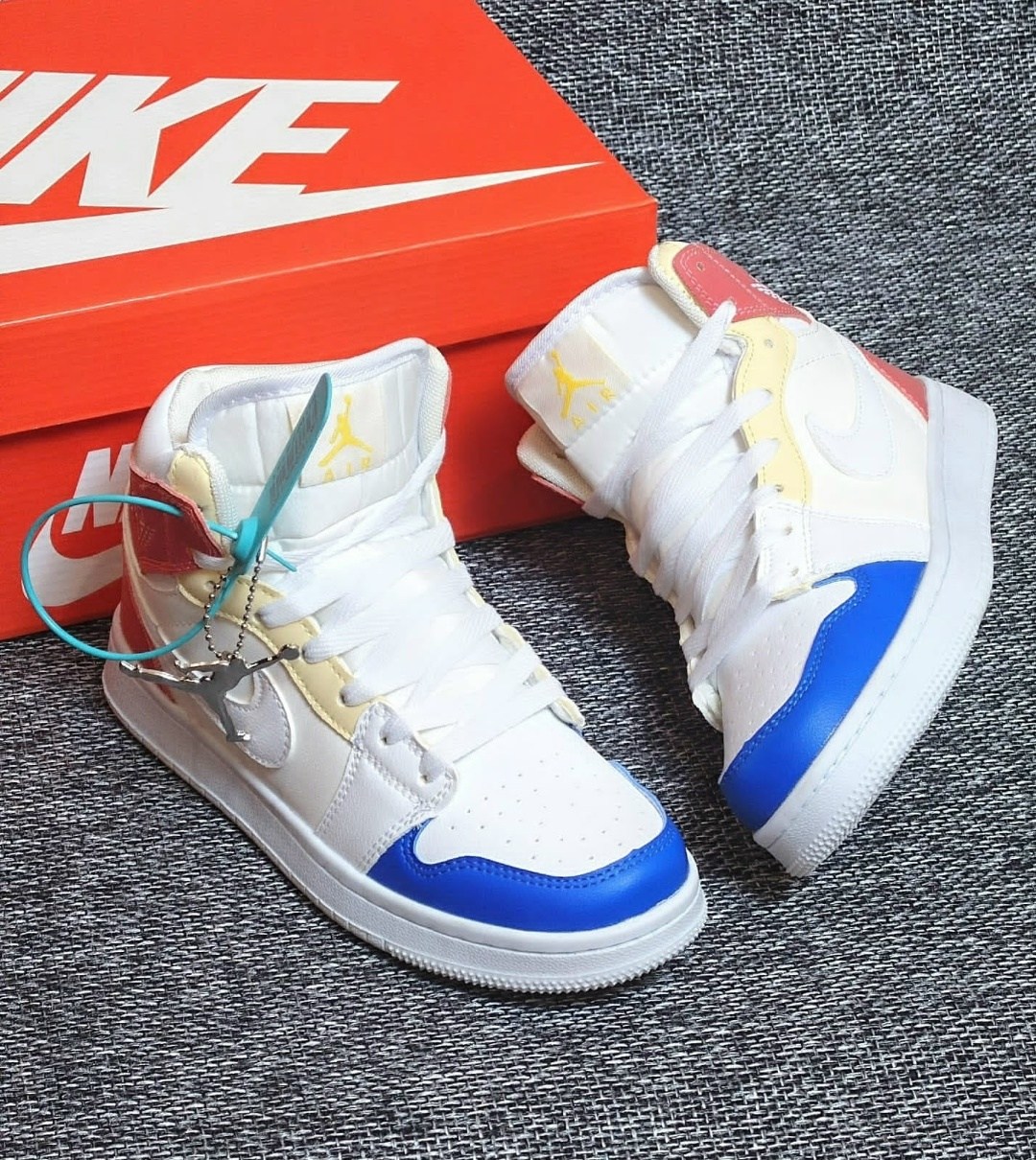 кроссовки,nike air jordan 1 mid to my first coach,nike air jordan 1 mid,jordan 1 mid to my first coach,кроссовки женскиe