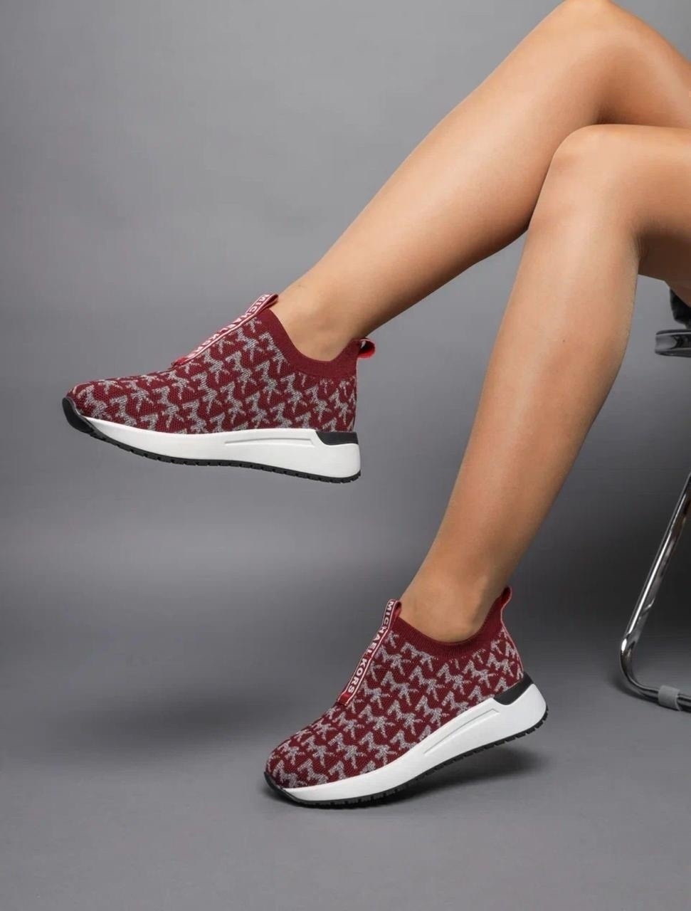 ,спортивная ,женская спортивная ,женские кроссовки,женская