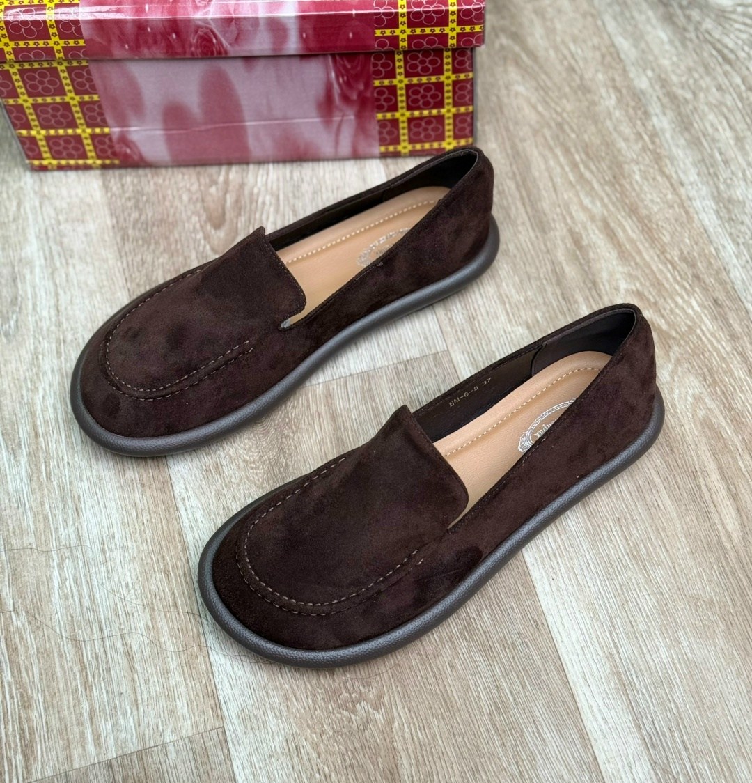 туфли лоферы замшевые на плоской подошве,лоферы замшевые,женские лоферы из натуральной замши,лоферы женские замшевые,лоферы замшевые натуральные