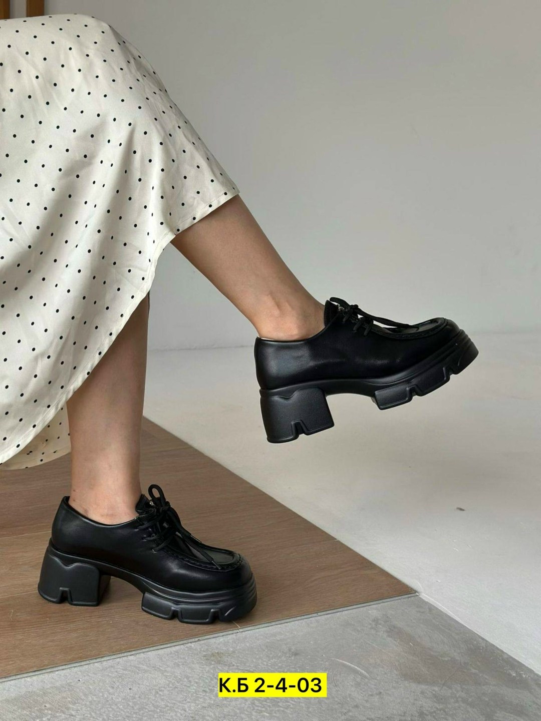 ,ботинки массивной тракторной подошве 2026,обуви,ботинки на квадратной подошве,полуботинки женские