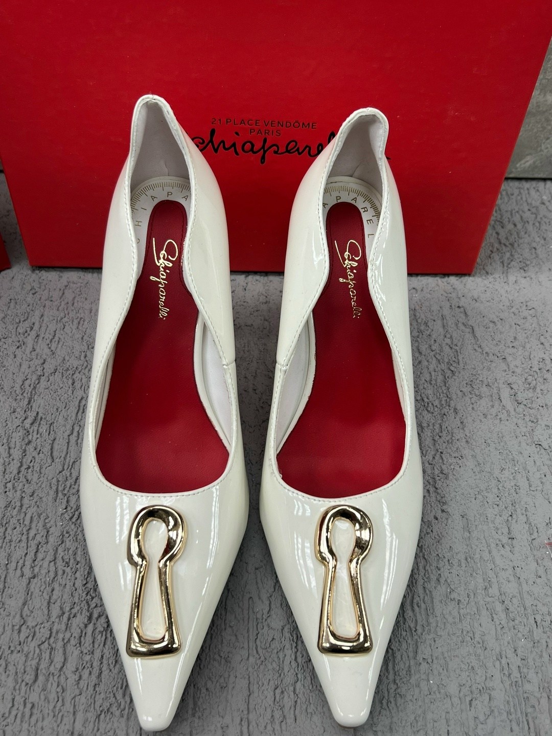 ,женские туфли лодочки,туфли valentino,женские туфли,туфли лакированные