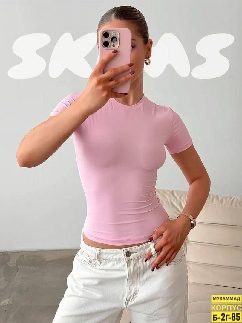 одежда стильная,футболка женская,топ женский,футболка базовая облегающая kris king