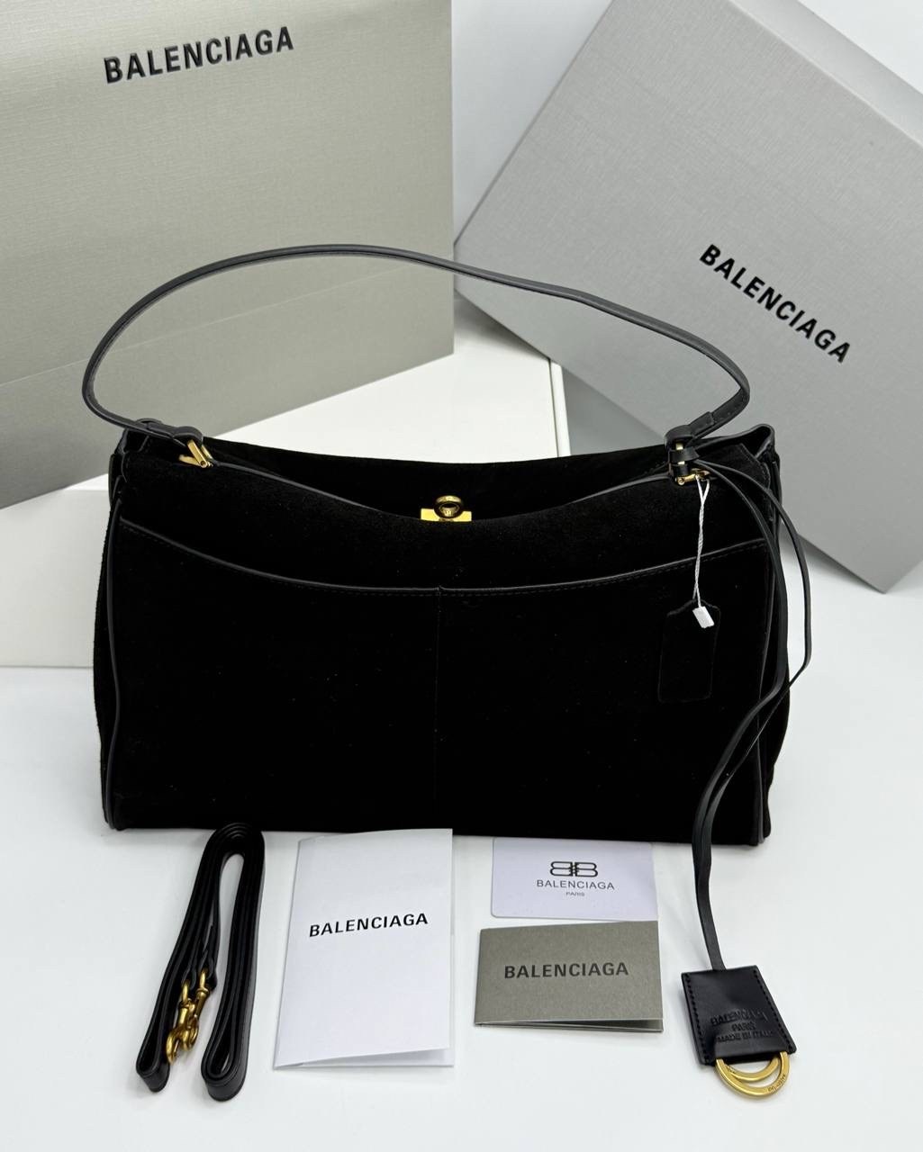 роскошная сумка из замши balenciaga rodeo,сумка в образе balenciaga размер 35 х 25 x 10 см замша,женская замшевая сумка balenciaga коричневая 35х23,balenciaga сумка натуральная замша,сумка женская bal