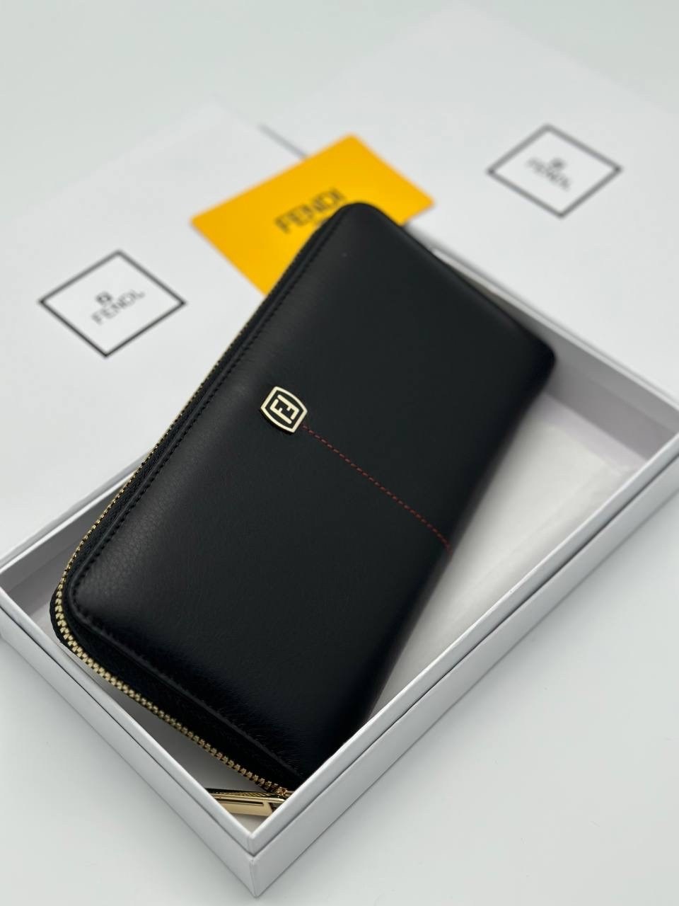 fendi женский кошелек,брендовый кошелек fendi,кошелек fendi,кошелек женский натуральная кожа кошелек,кошелек фенди женский