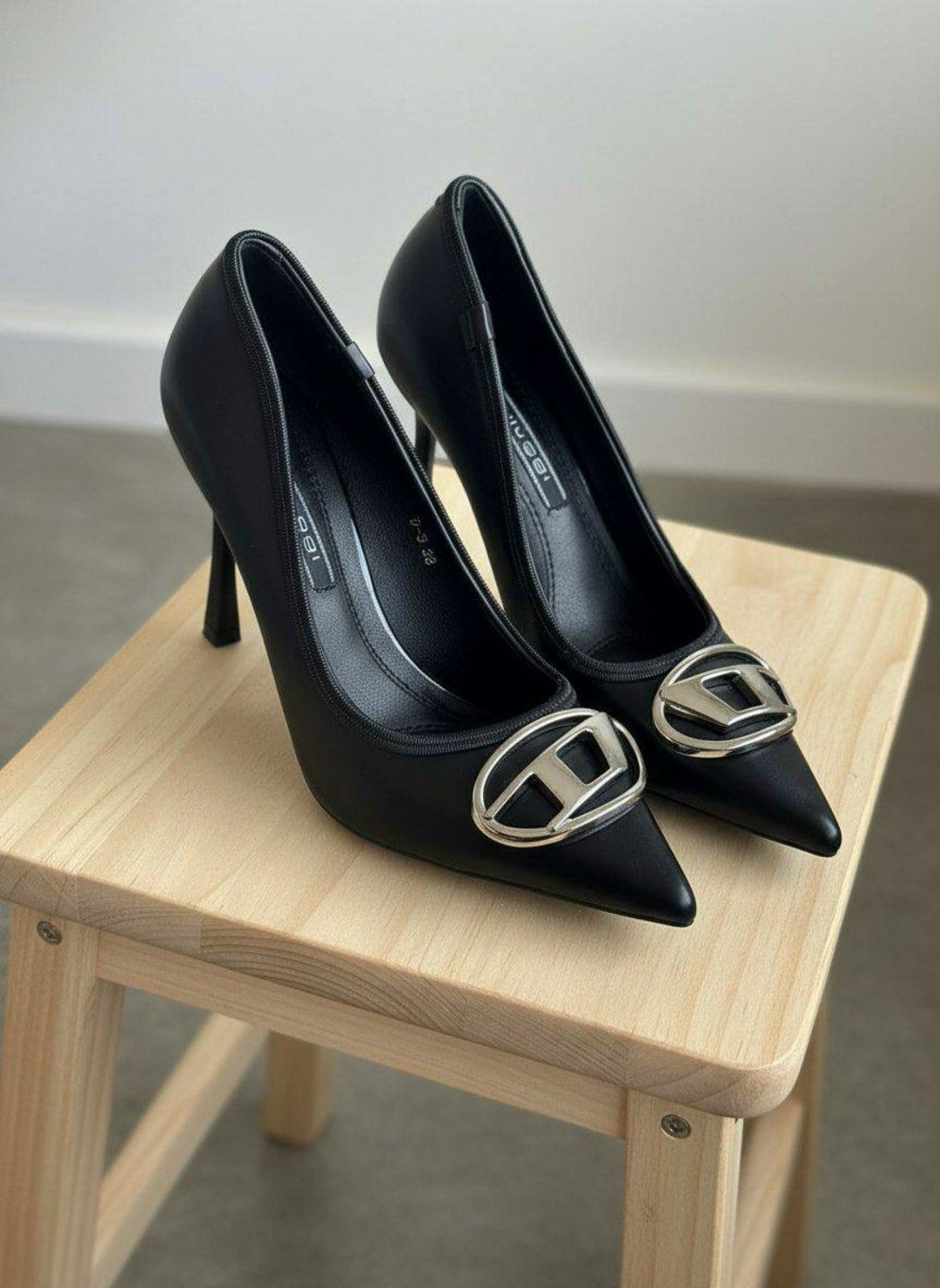 женские туфли лодочки,туфли женские,,туфли лодочки прада,туфли лодочка