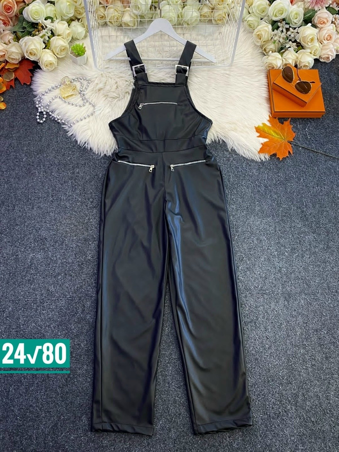 женский комбинезон из искусственной кожи,женский комбинезон,кожаный комбинезон женский,кожаные комбинезоны,комбинезон из экокожи мужской