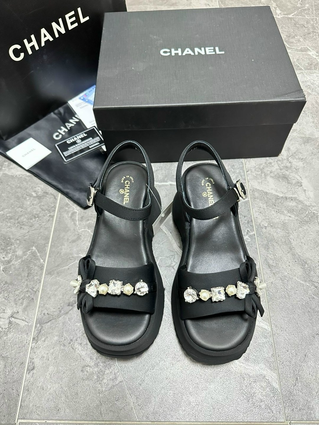 сандалии chanel,босоножки chanel,босоножки шанель на липучках,сандалии шанель,босоножки шанель