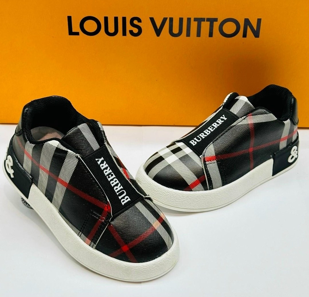 ,кроссовки burberry,кеды burberry,барбери детская ,брендовая