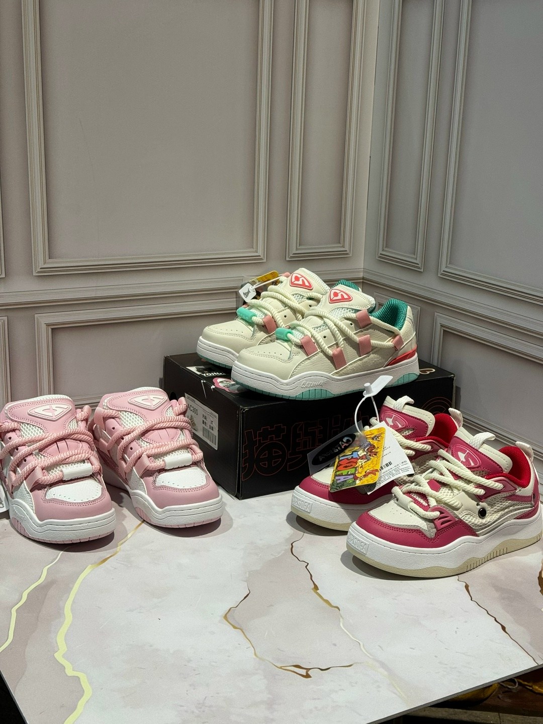 розовые кроссовки,кроссовки дутыши cat sofa розовые,женские кроссовки,дутые кроссовки,кроссовки молодежные