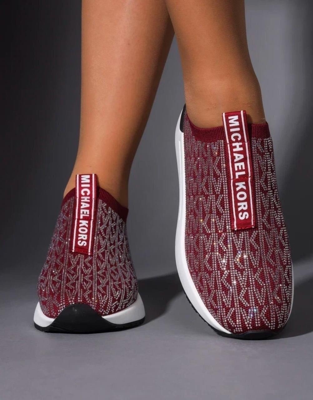 ,женская спортивная ,женская ,спортивная ,женские кроссовки