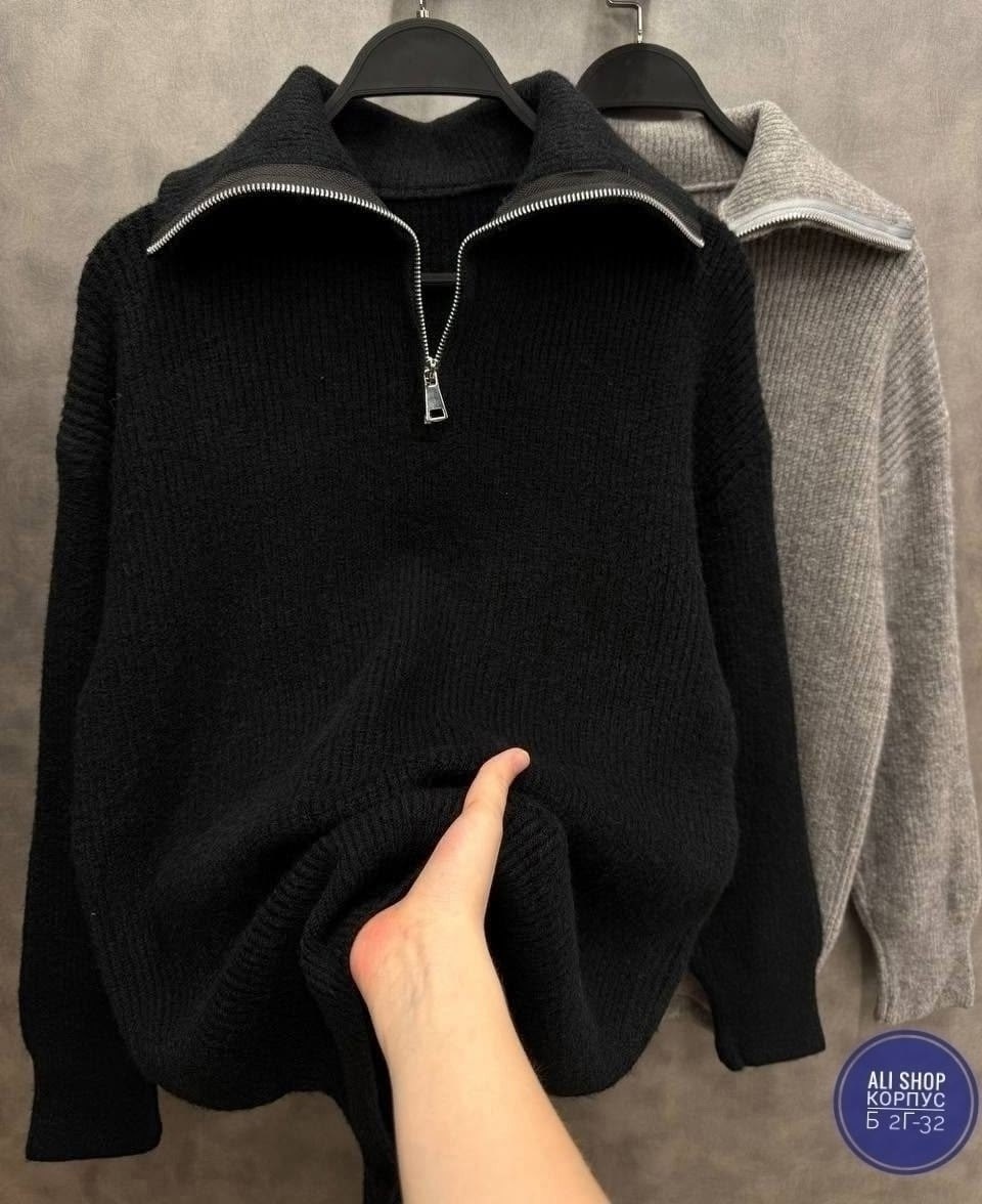 свитер с горлом на молнии оверсайз kk fashion,свитер поло оверсайз на молнии kaiser shop,свитер вязаный оверсайз с горлом на молнии mycloz 266144321,модные свитера,свитер y2k оверсайз с горлом на молн