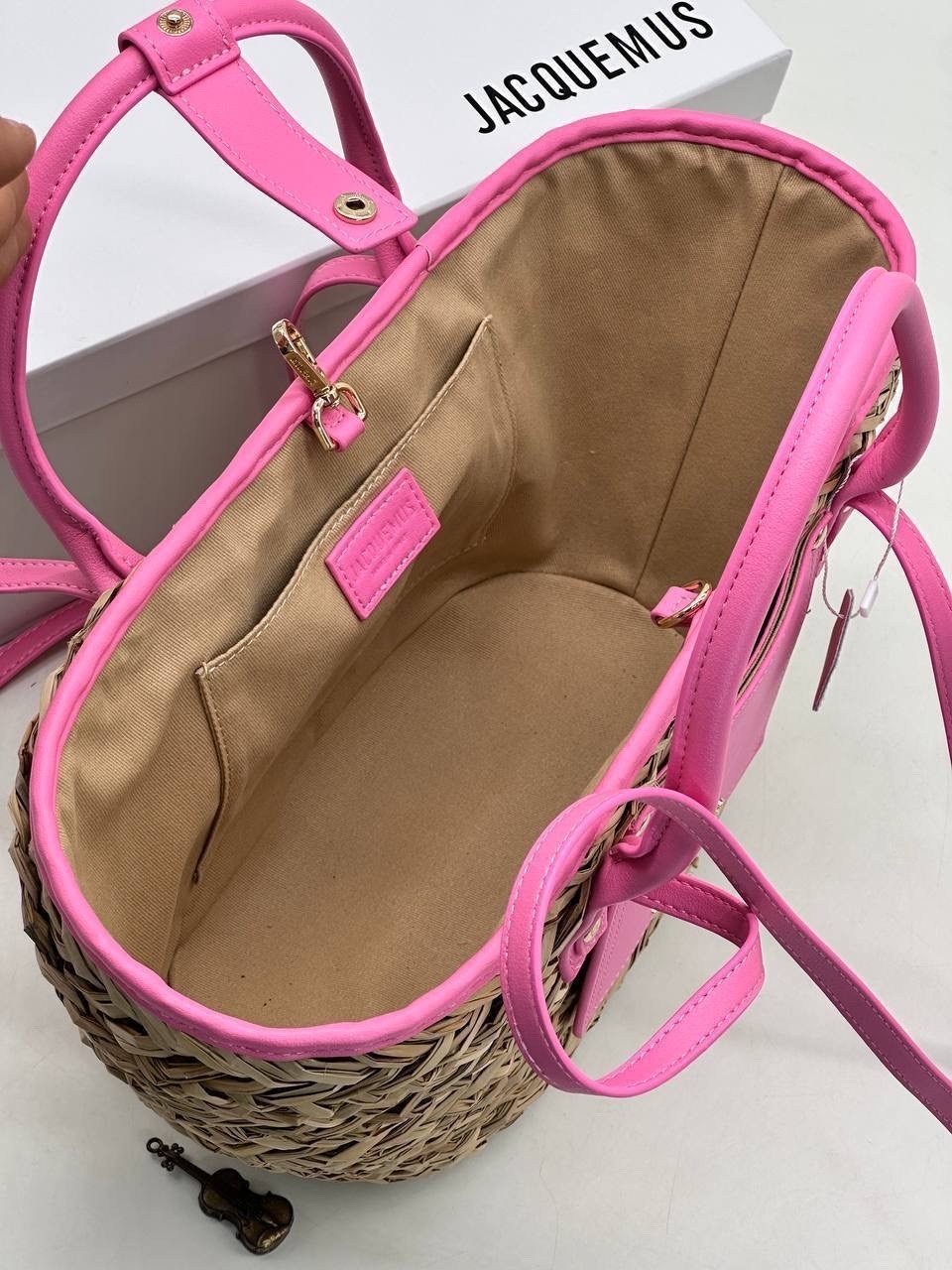 jacquemus сумка,сумка le panier soleil,сумка соломенная,сумка плетеная,пляжная сумка