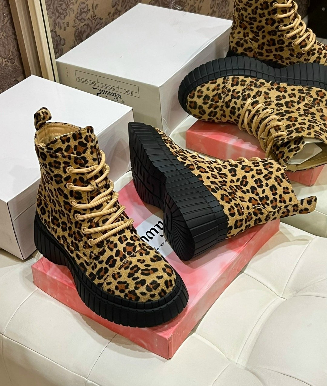 эконика леопардовые ботинки,,ботинки леопардовые,женские ботинки,леопардовые ботинки uterque