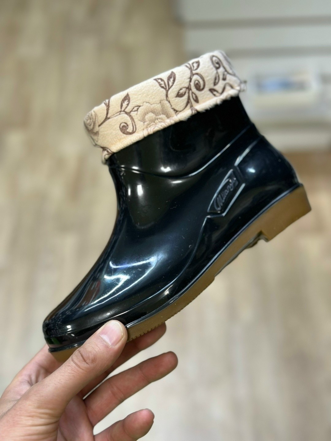 резиновые сапоги,женские резиновые сапоги,,резиновые сапоги короткие,резиновые сапожки