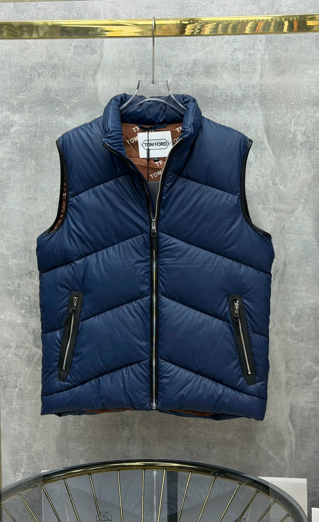 жилет мужской,мужская жилетка,жилет,мужская безрукавка,жилетка