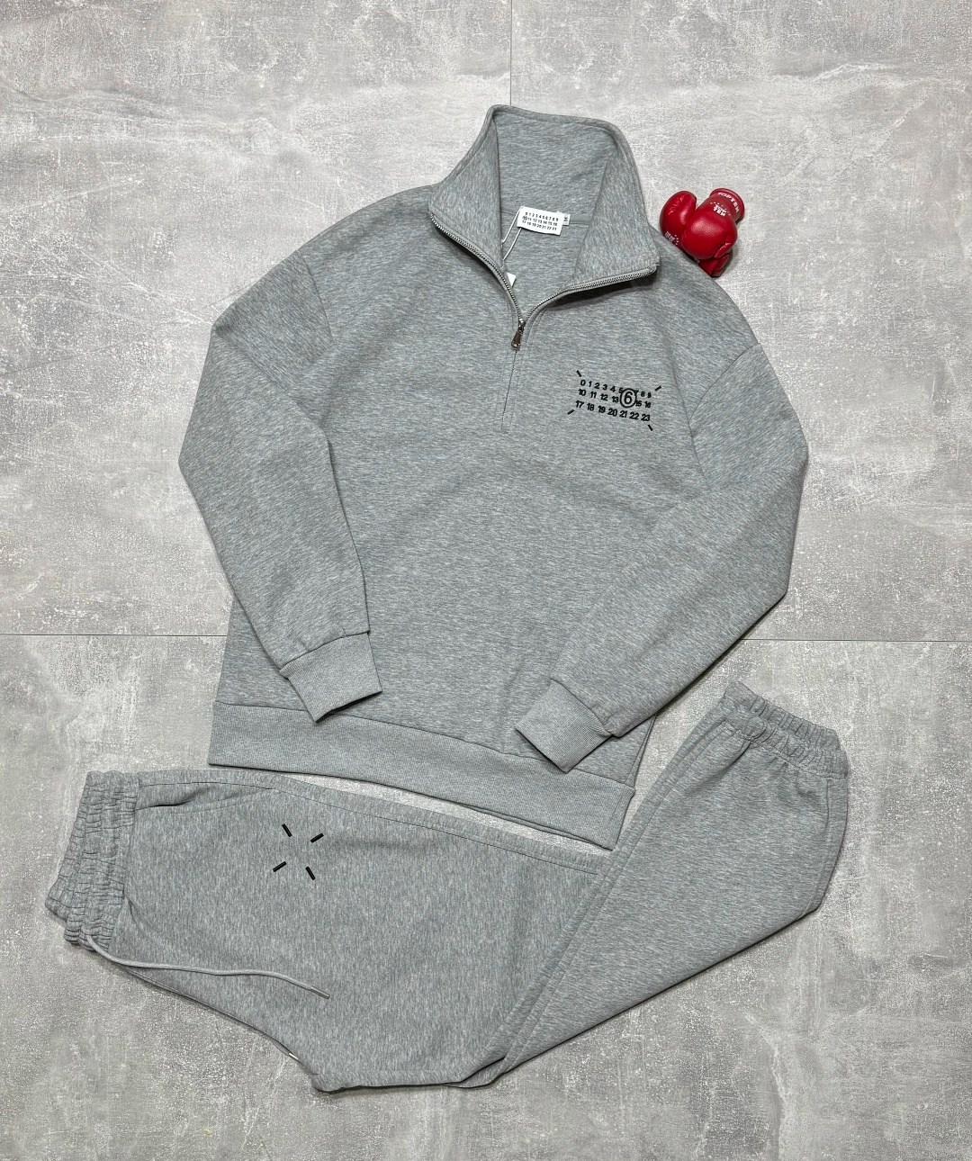 спортивный костюм,спортивный костюм армани,мужской спортивный костюм,серый спортивный костюм,костюм для мужчин хлопок