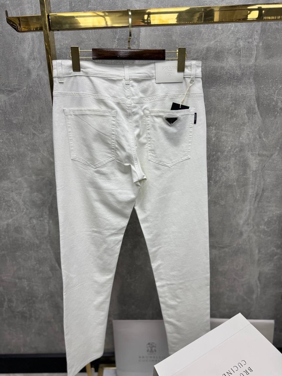 белые джинсы,белые мужские джинсы,мужские джинсы,брюки джинсы,джинсы повседневные