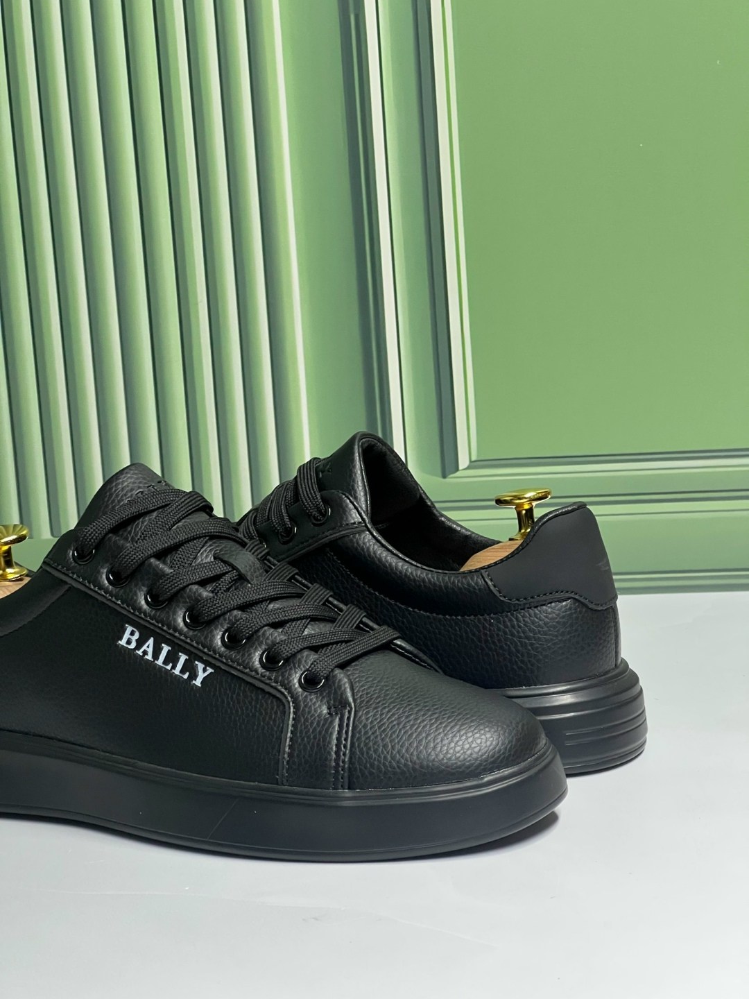 ,кеды прада мужские черные,кеды прада мужские,кеды кожаные,кроссовки bally