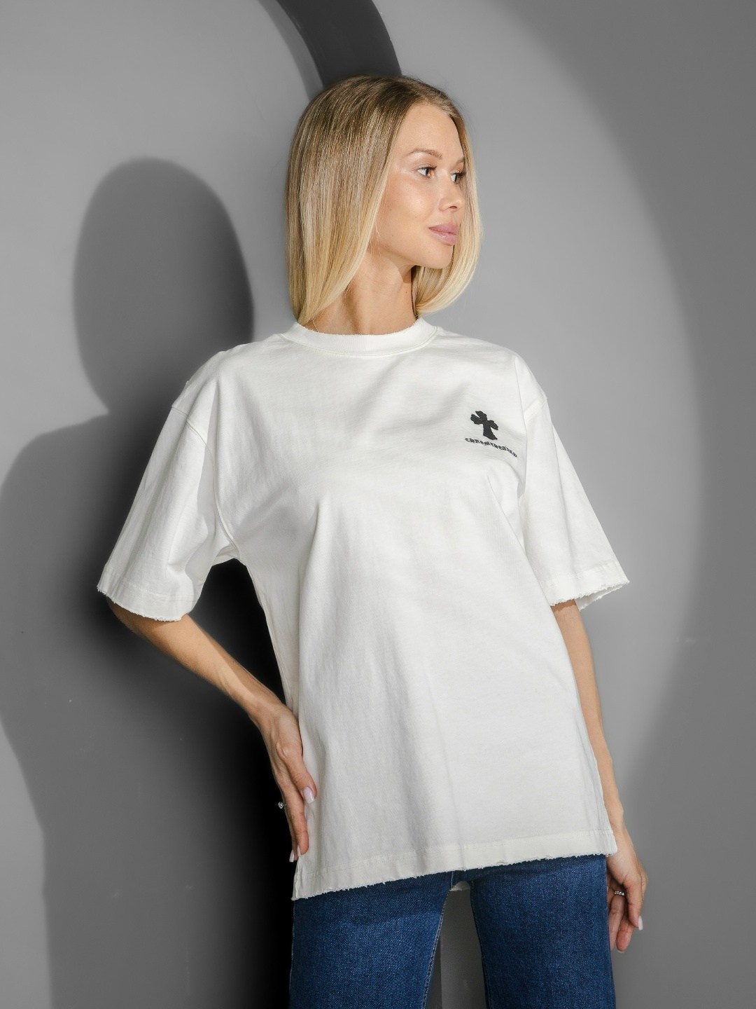 футболки оверсайз белый,футболки женская,футболка оверсайз белая базовая,белая футболка женская,футболки женские оверсайз