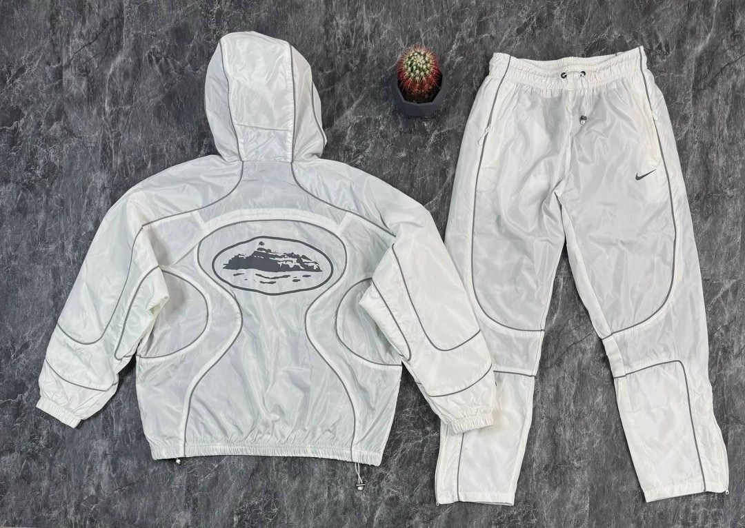 спортивный костюм nike,спортивный костюм nike мужской,спортивные костюм,куртка спортивная,мужские спортивные костюмы