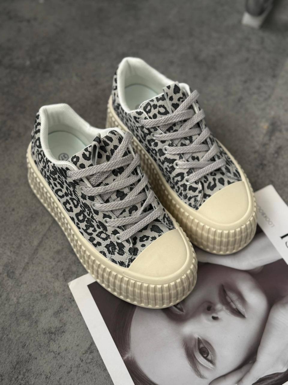 ,кеды женски,леопардовые кеды,леопардовые кроссовки,кроссовки женскиe