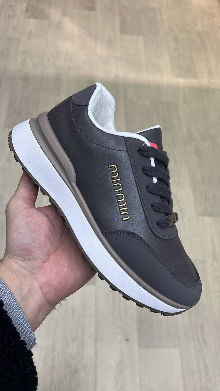 ,женские кроссовки, кроссовки,мужская  кроссовки,кроссовка