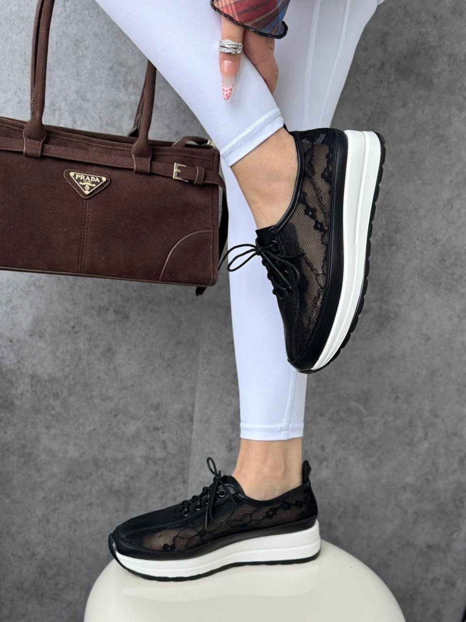 ,женские кроссовки,женская , летняя,обуви