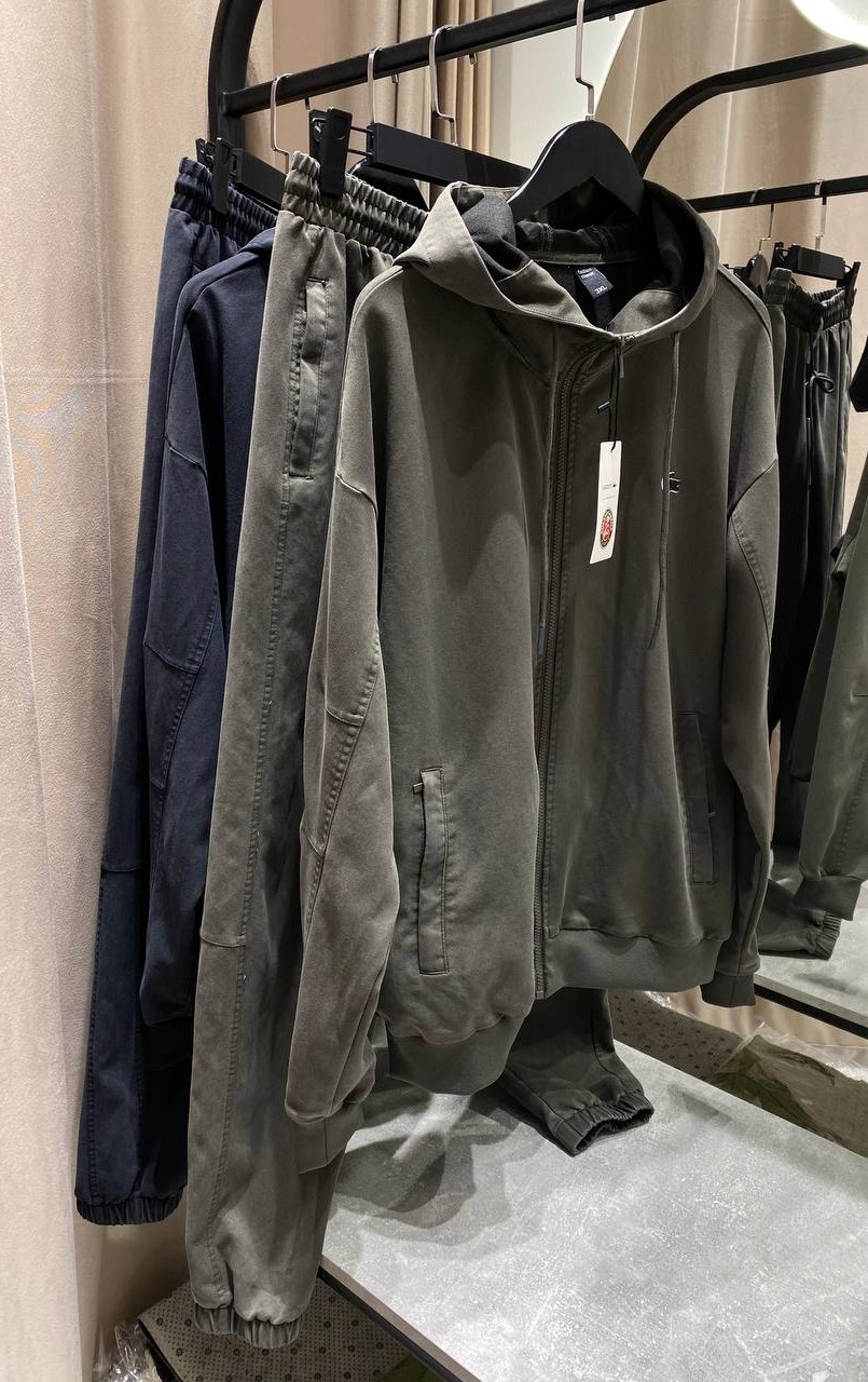 спортивный костюм lacoste,спортивный костюм lacoste мужской,костюм спортивный,костюм лакост мужской,спортивный костюм лакосте