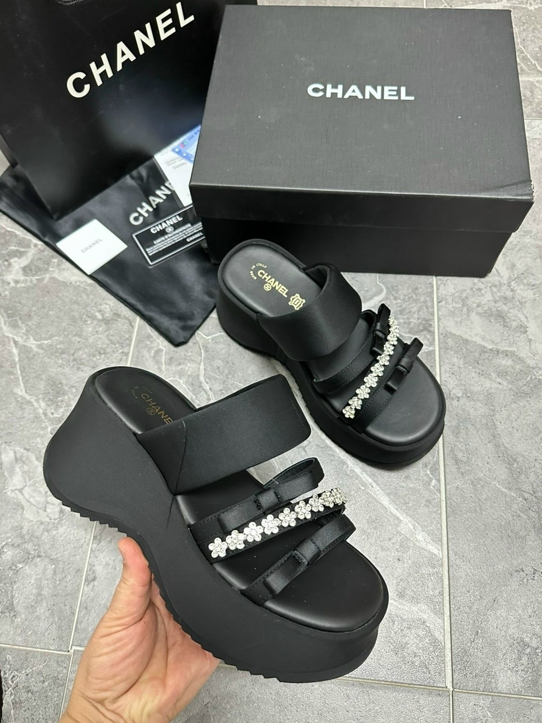 сандалии chanel,босоножки chanel,босоножки шанель на липучках,сандалии шанель,босоножки шанель