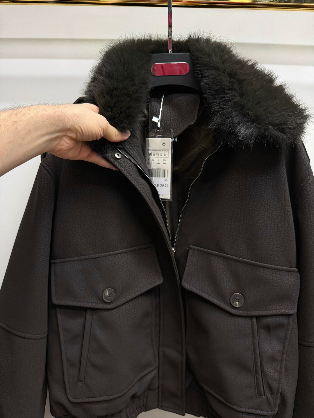 меховая куртка,куртка на меху,зимняя пальто,женская куртка,куртка женская с мехом