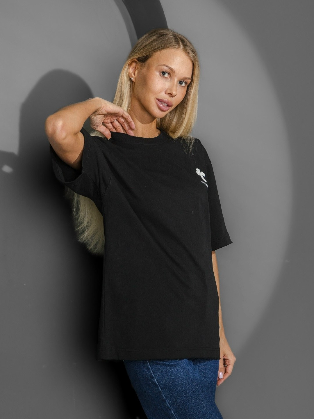 футболки женская,футболки женская оверсайз,футболки женские с принтом,черная футболка женская,футболка оверсайз