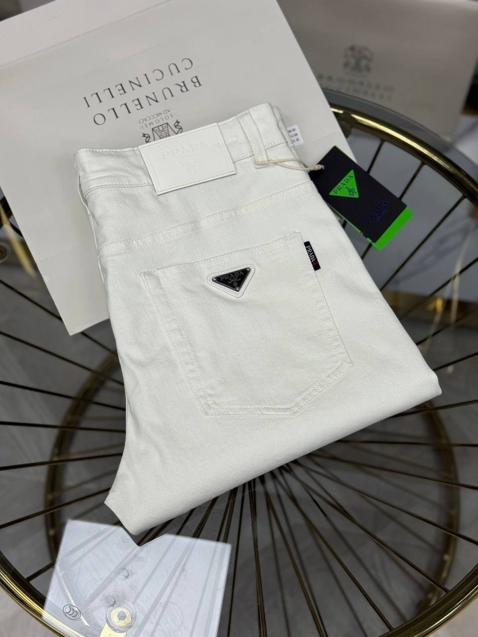 белые джинсы,мужские джинсы,белые мужские джинсы,брюки джинсы,джинсы повседневные