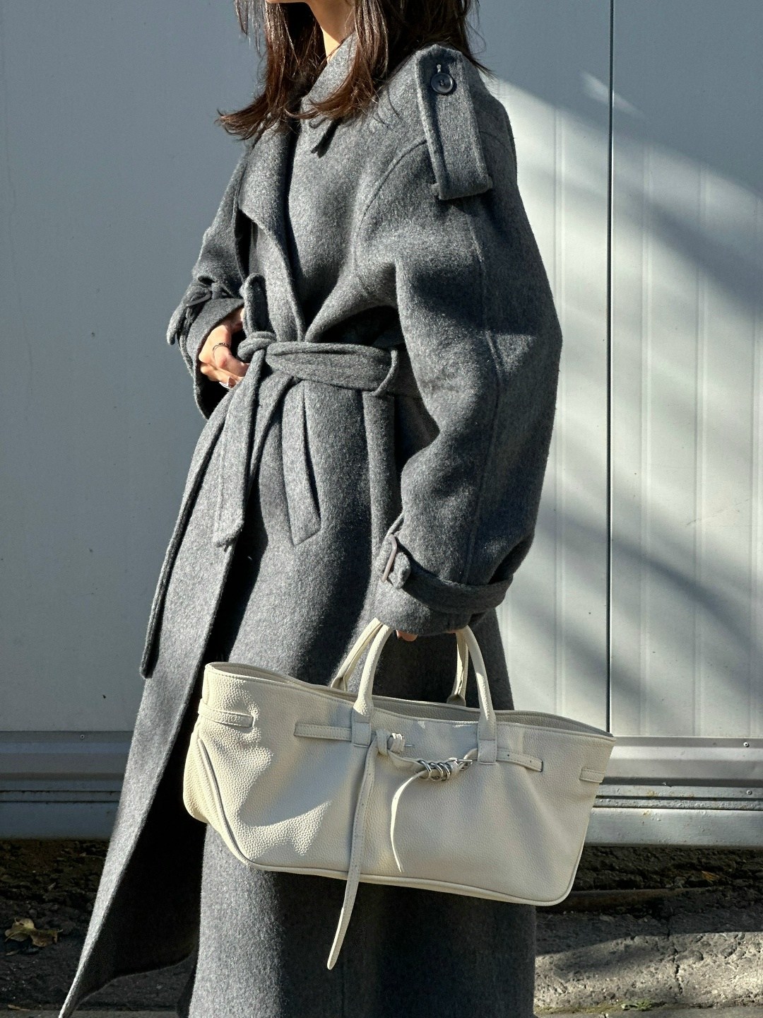 стильное пальто,серое пальто,пальто демисезонное длинное оверсайз okxana utova brand,шерстяное пальто,пальто серого цвета