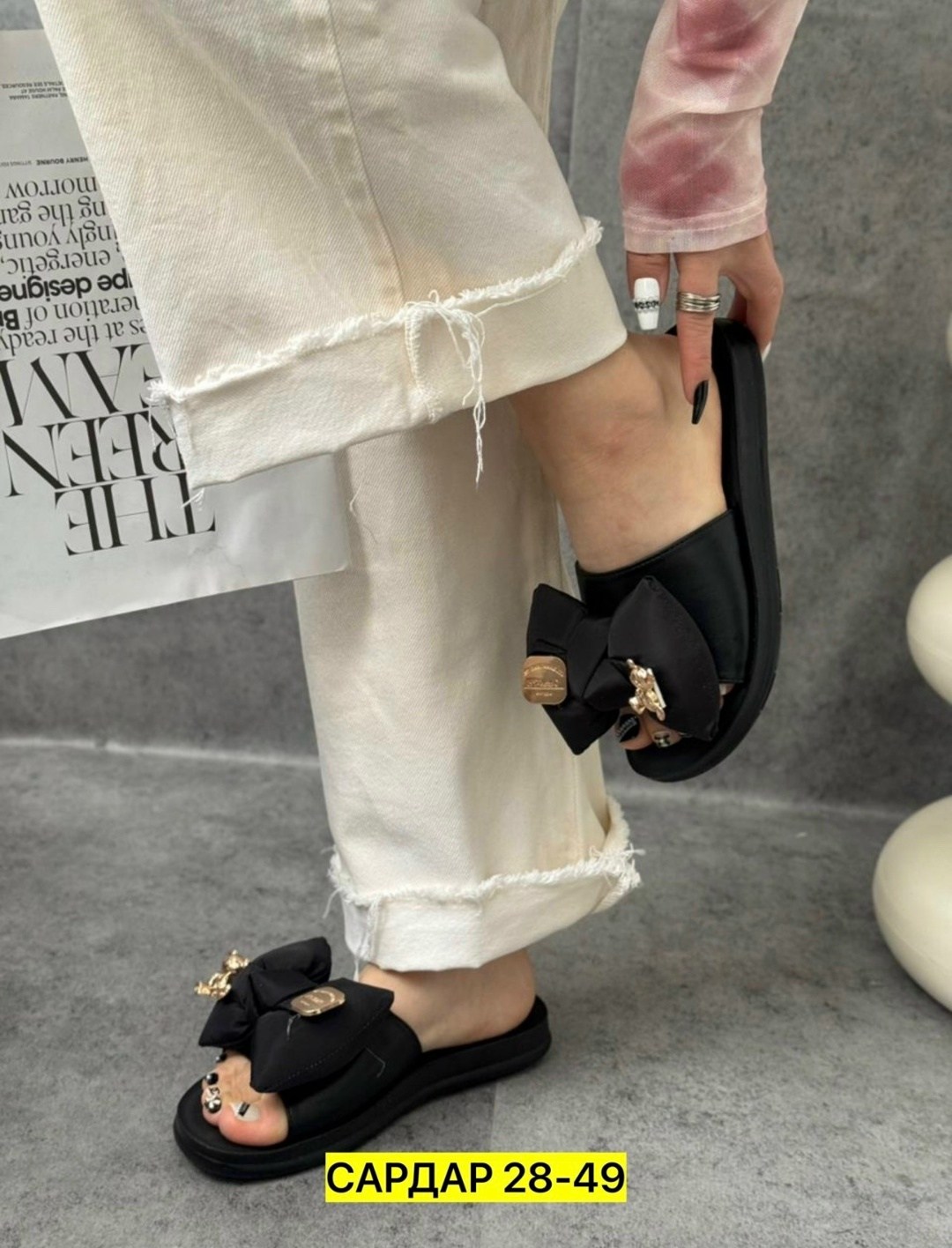 ,шлепанцы женские,женские шлепки,модные шлепанцы,модные шлепки