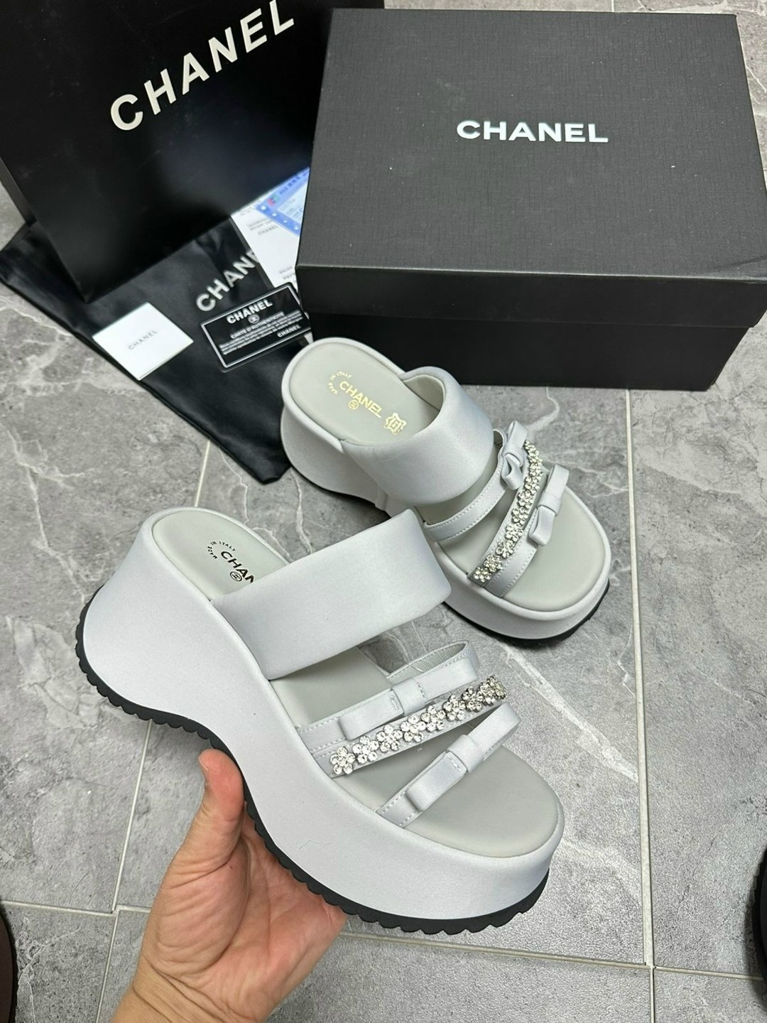 босоножки chanel,сандалии chanel,шлепанцы chanel,шлепки шанель женские,