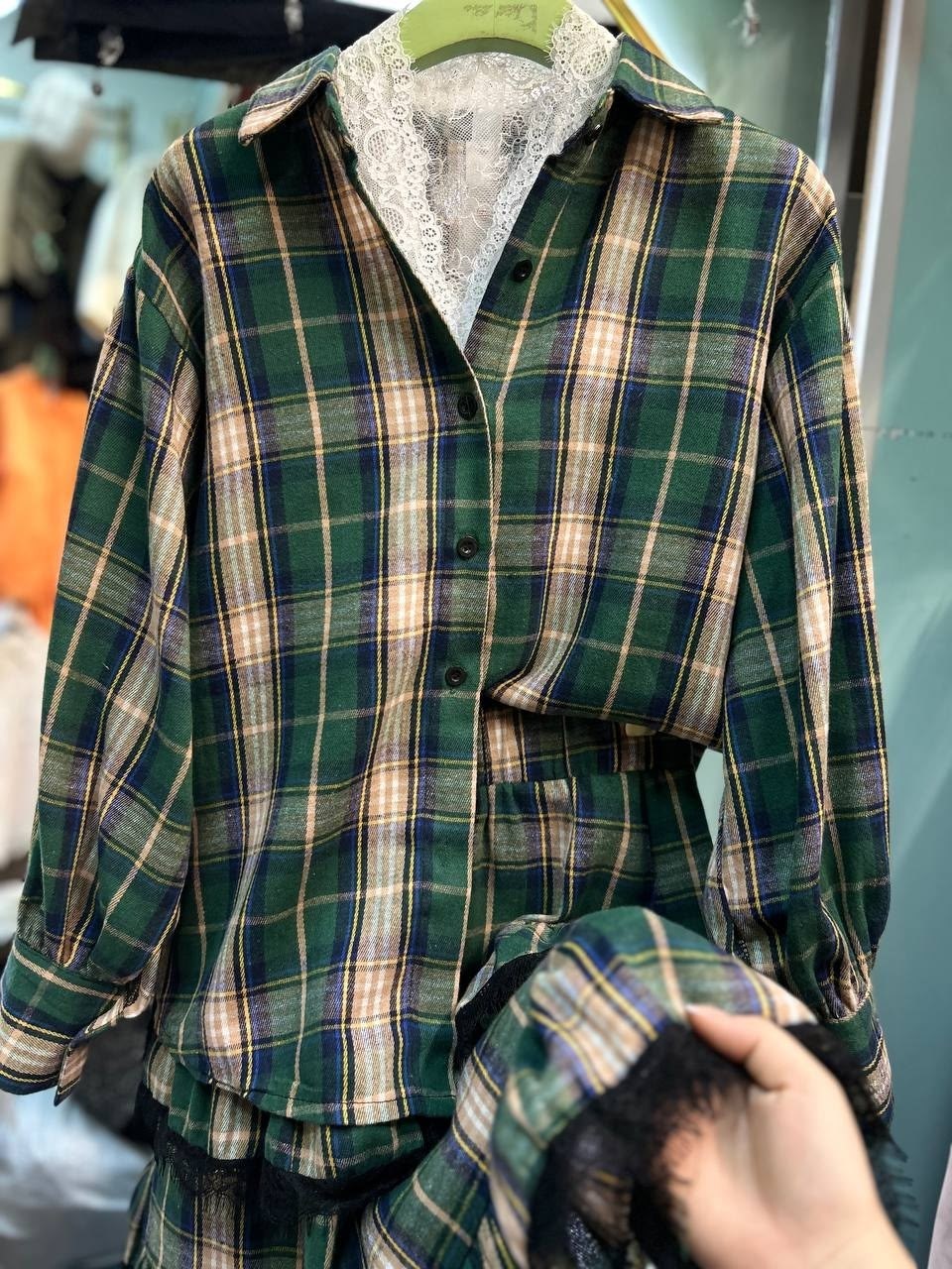 костюм в клетку с юбкой,костюм женский с юбкой в клетку,костюм с юбкой и рубашкой,костюм с рубашкой и юбкой в клетку,платье-двоек в клетку в комплекте с повязной юбкой