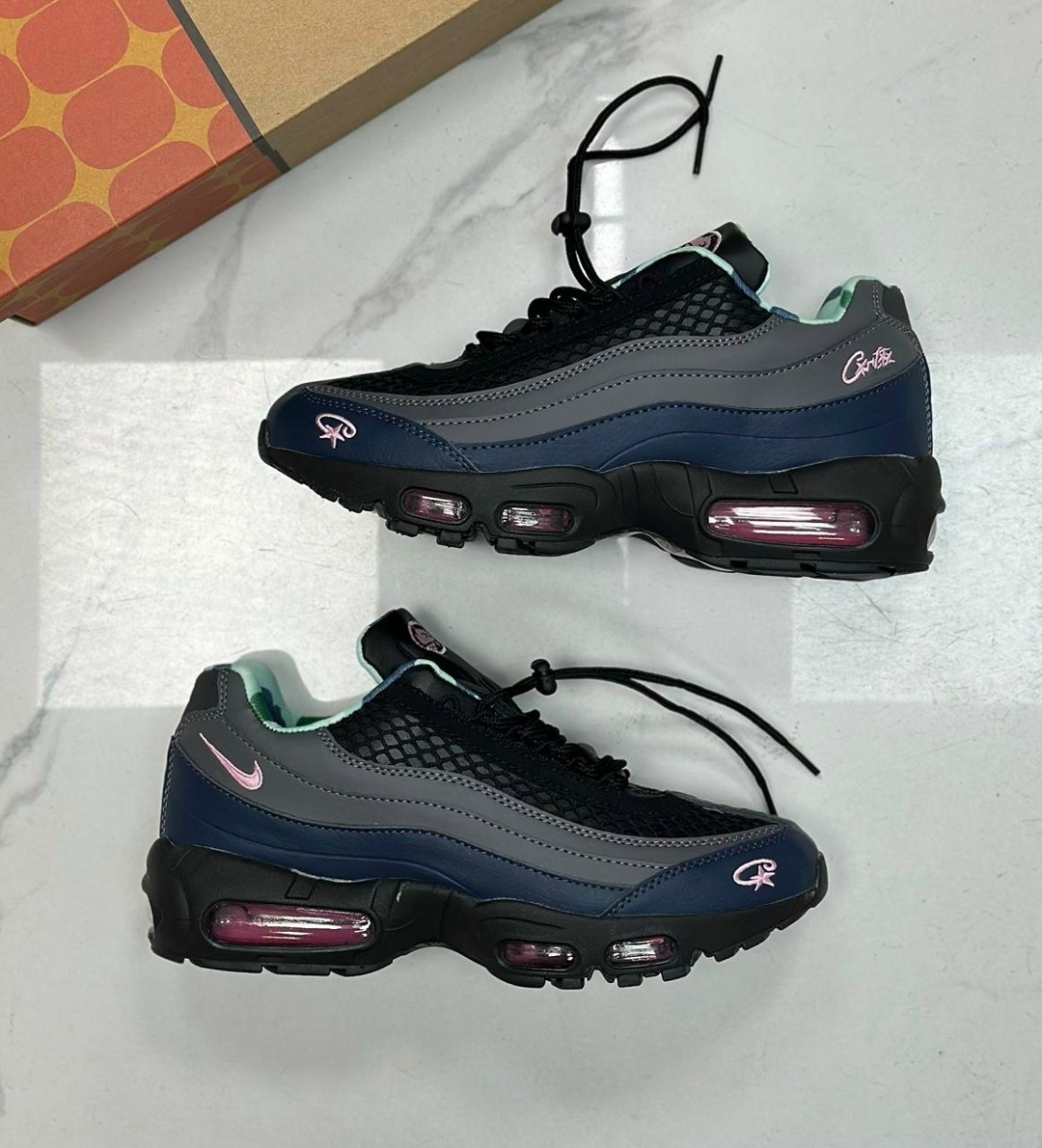 кроссовки nike air max 95,кроссовки nike air max 95 corteiz,nike air max 95 corteiz,nike air max 95 sp corteiz pink beam,nike air max 95