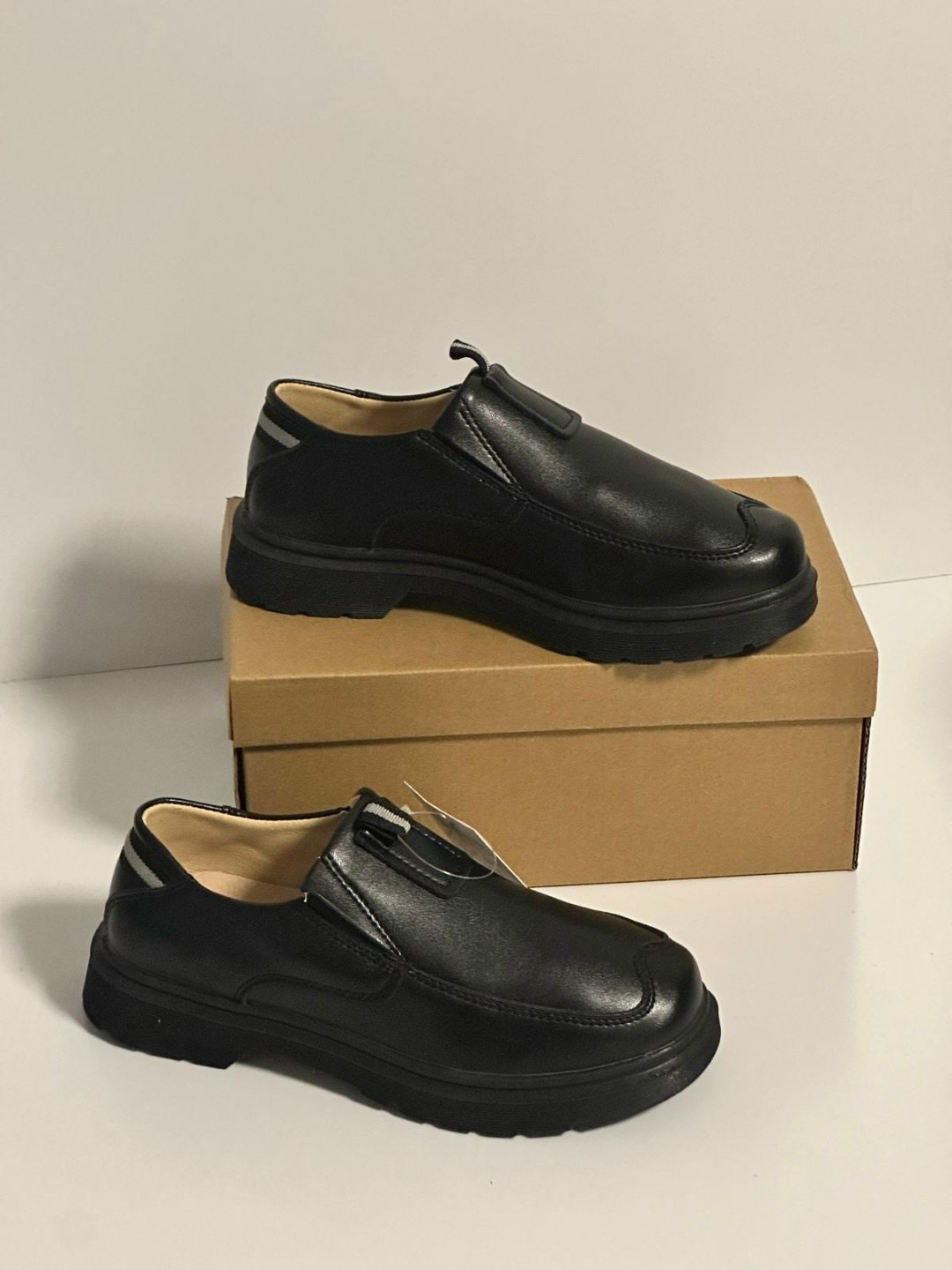 ,обуви,женская ,кожаные лоферы,лоферы женские