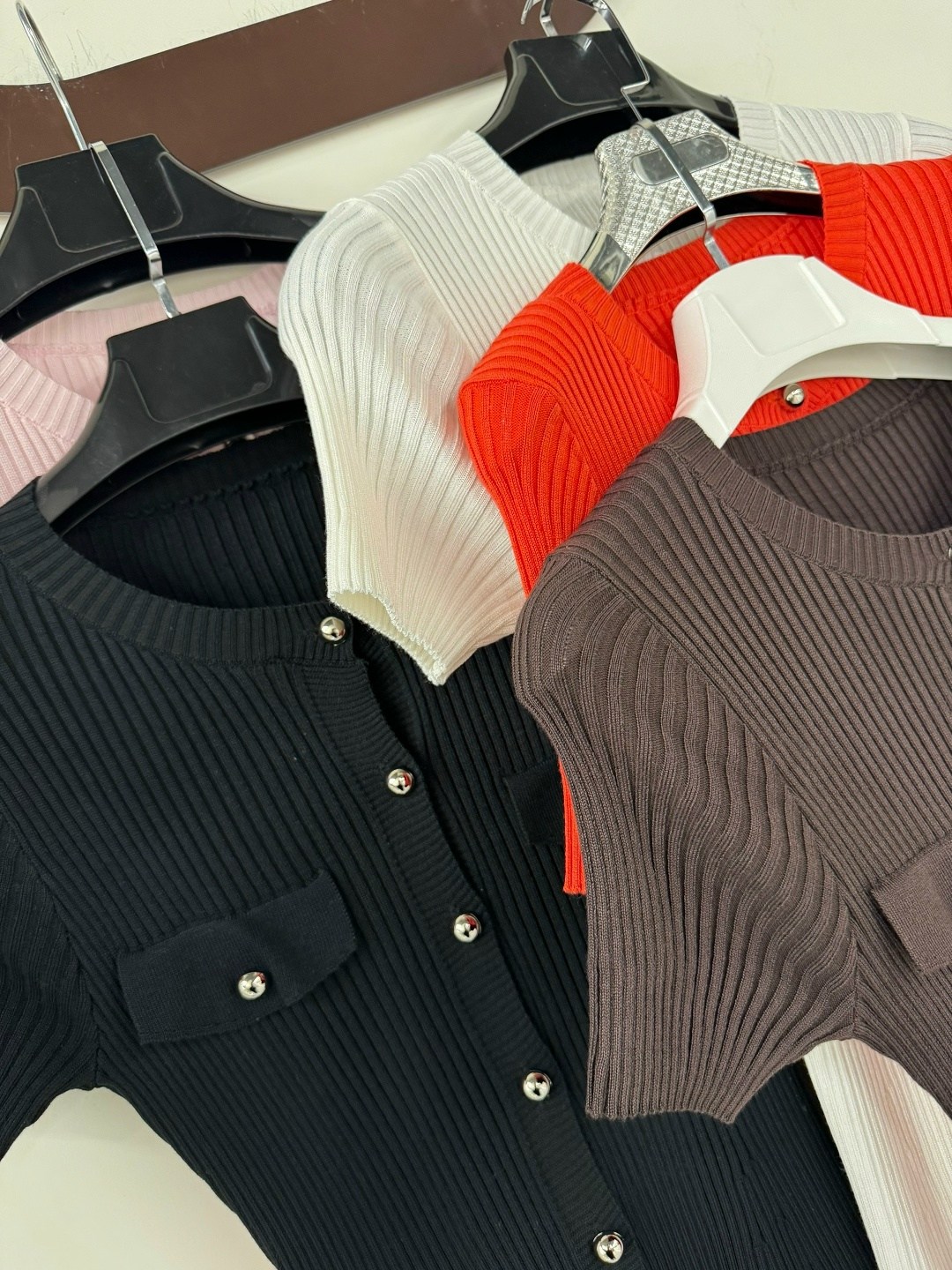 платье на пуговицах,трикотажное платье,повседневные платья,женское платье