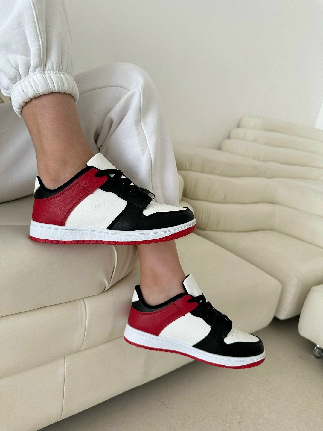 ,женские кроссовки,женская ,кроссовки кеды женский,спортивная