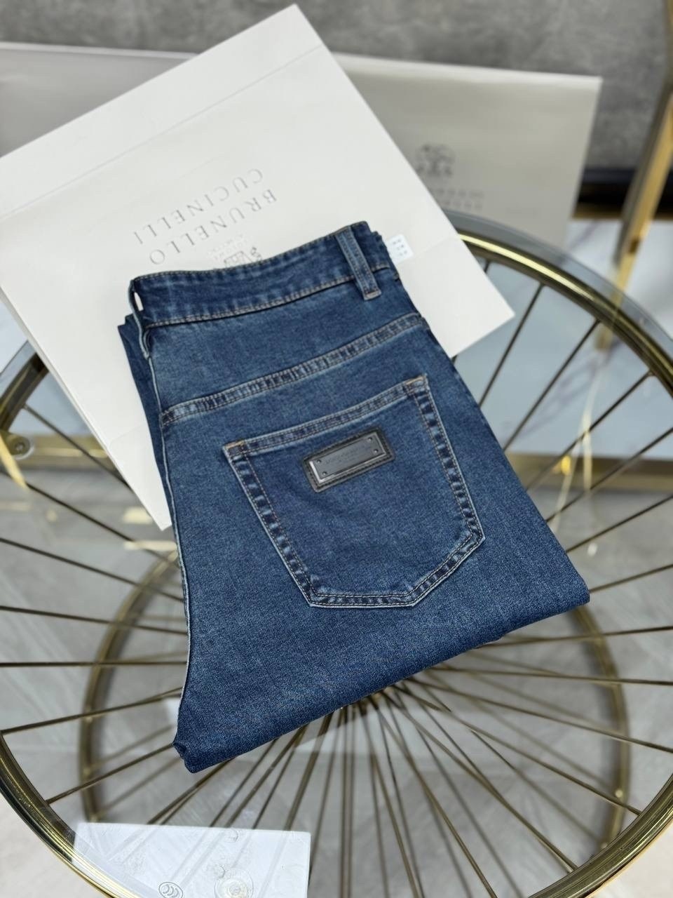 джинсы,женские джинсы,стильные джинсы,мужские джинсы,одежда джинсы