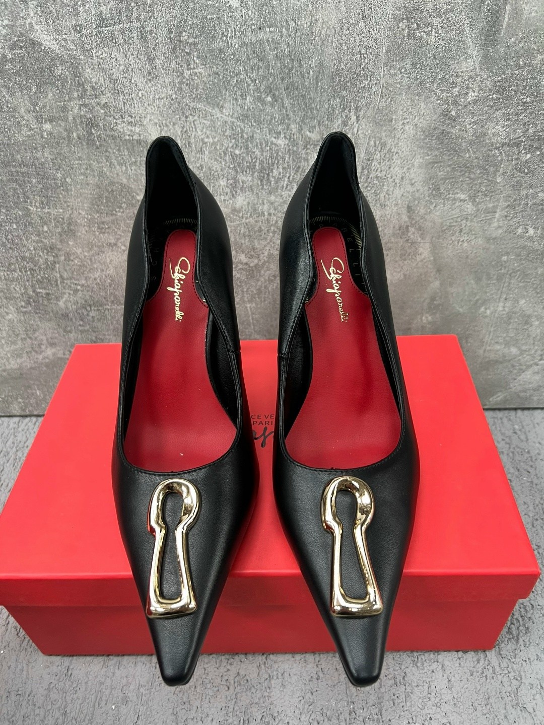 ,женские туфли лодочки,туфли valentino,женские туфли,туфли лакированные