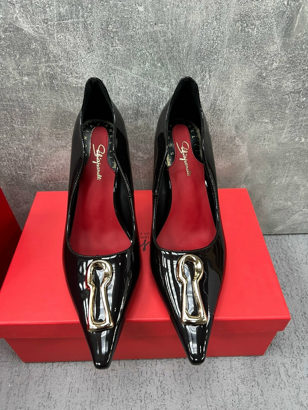 ,женские туфли лодочки,туфли valentino,женские туфли,туфли лакированные