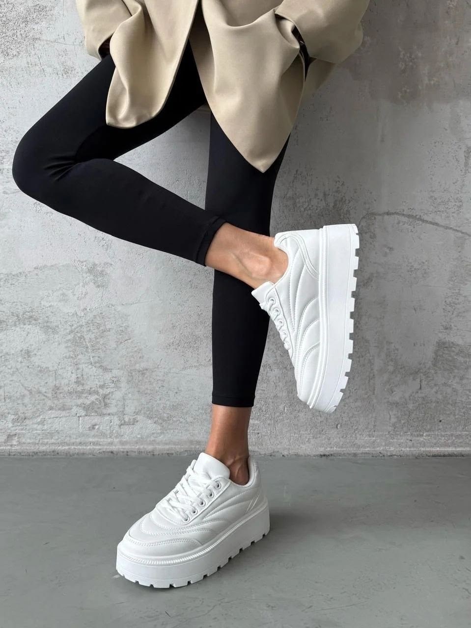 кроссовки на высокой подошве,белые кроссовки женские на высокой подошве,белые кроссовки с высокой подошвой,женские кроссовки,кроссовки на платформе