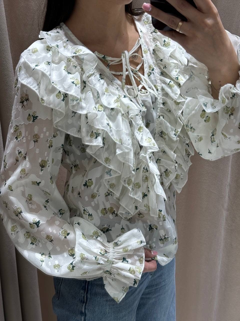 стильная блуза,блузка стильная,блузка с оборками,блузы,блузка с принтом