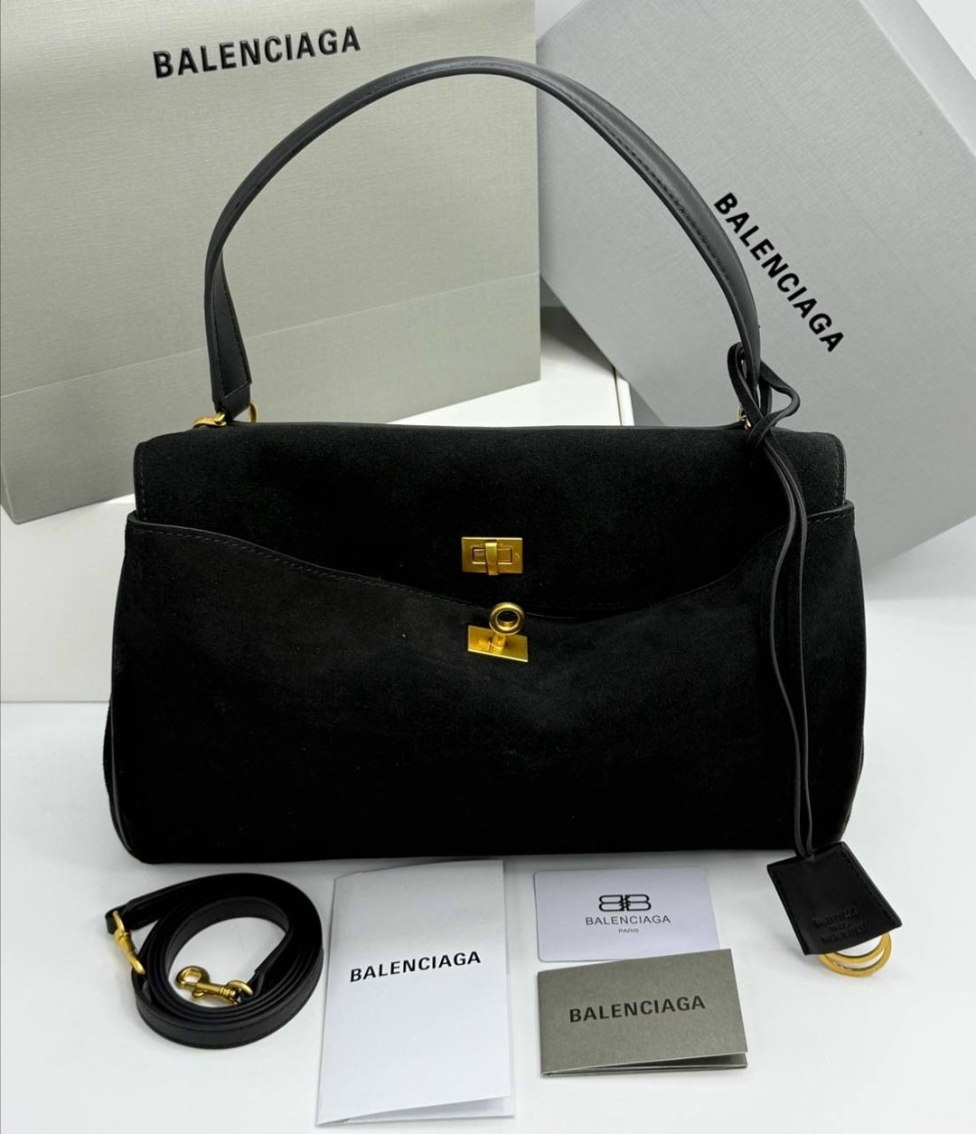 роскошная сумка из замши balenciaga rodeo,женская замшевая сумка balenciaga коричневая 35х23,сумка женская balenciaga натуральная замша,сумка замшевая balenciaga родео,замшевая сумка balenciaga rodeo