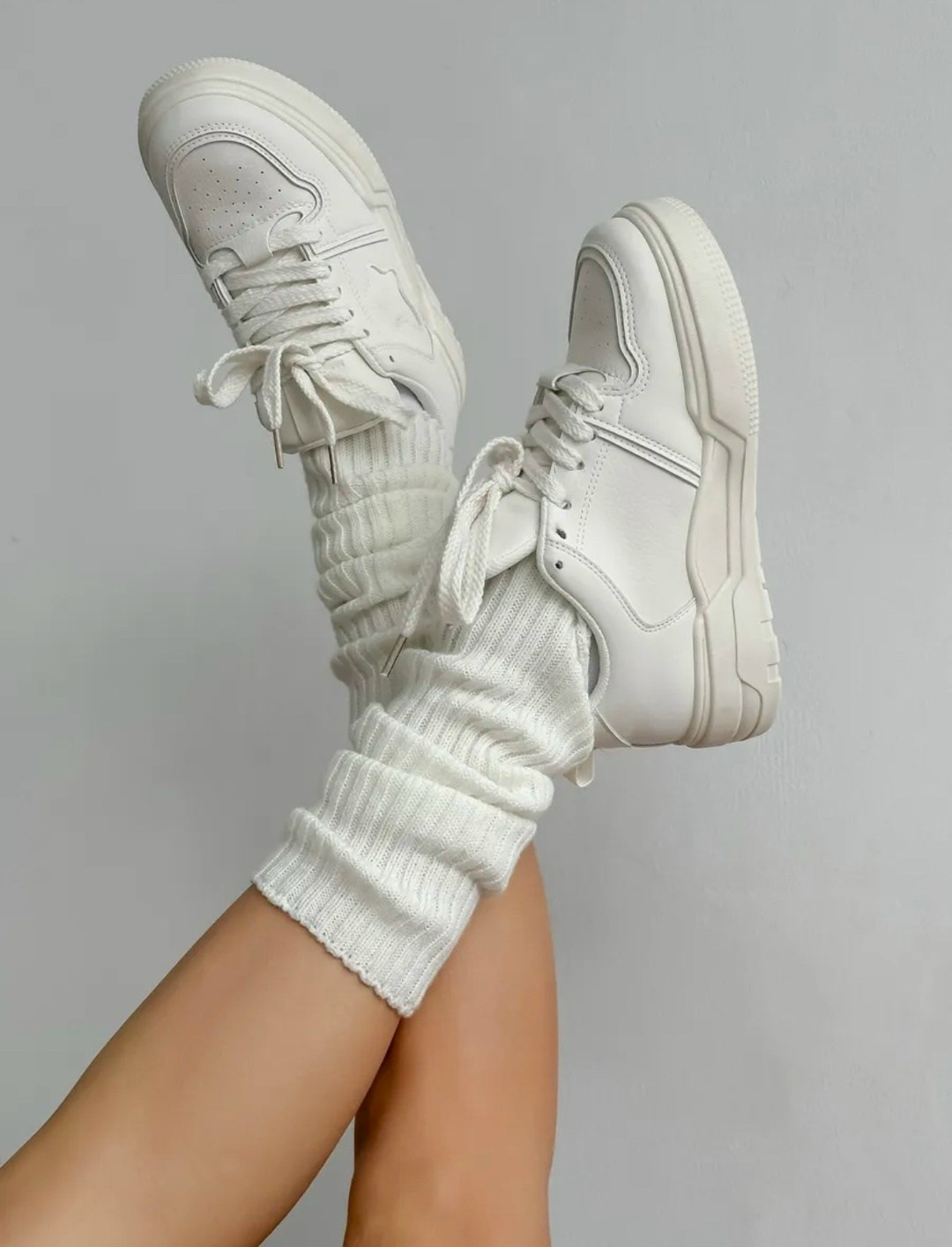 обувь,женские гетры,белые кроссовки,кроссовки женскиe,пушистые гетры