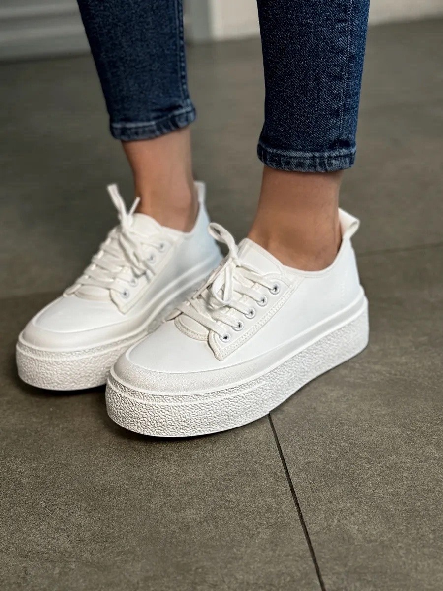 ,модная ,kеды на высокой подошве,асос белые кеды, женская