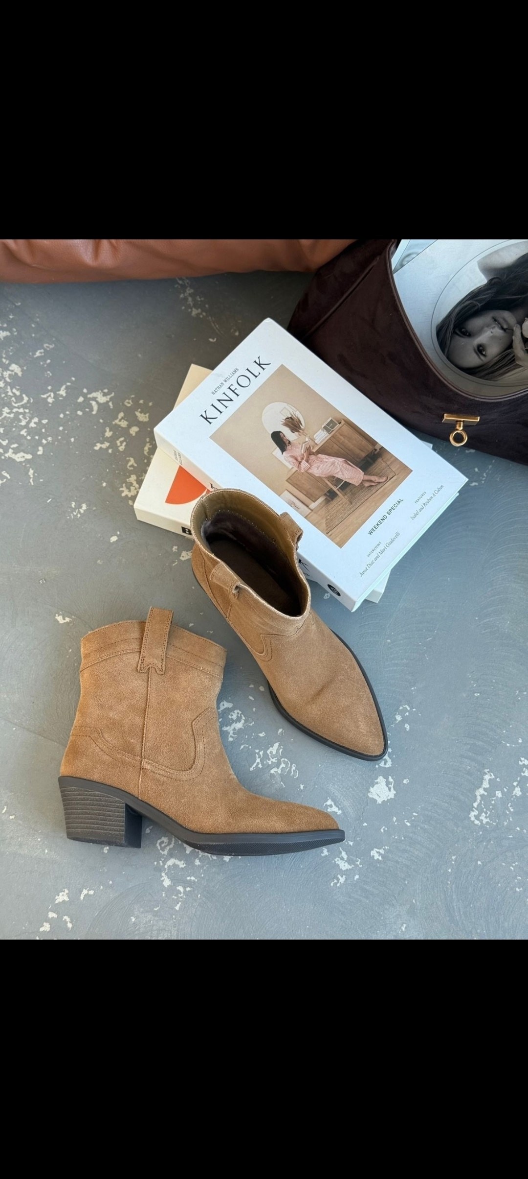 зимние классические женские ботинки челси из коровьей замши с острым носком на танкетке,казаки бежевые замшевые эконика,,замшевые ботинки,ботильоны замшевые